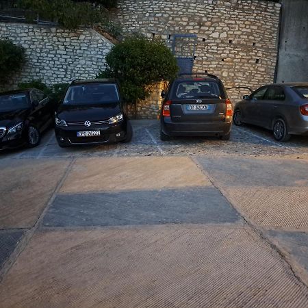 Apartments Vila Emiliano Borsh Luaran gambar