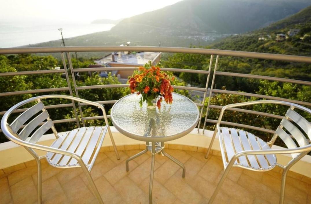 Apartments Vila Emiliano Borsh Luaran gambar
