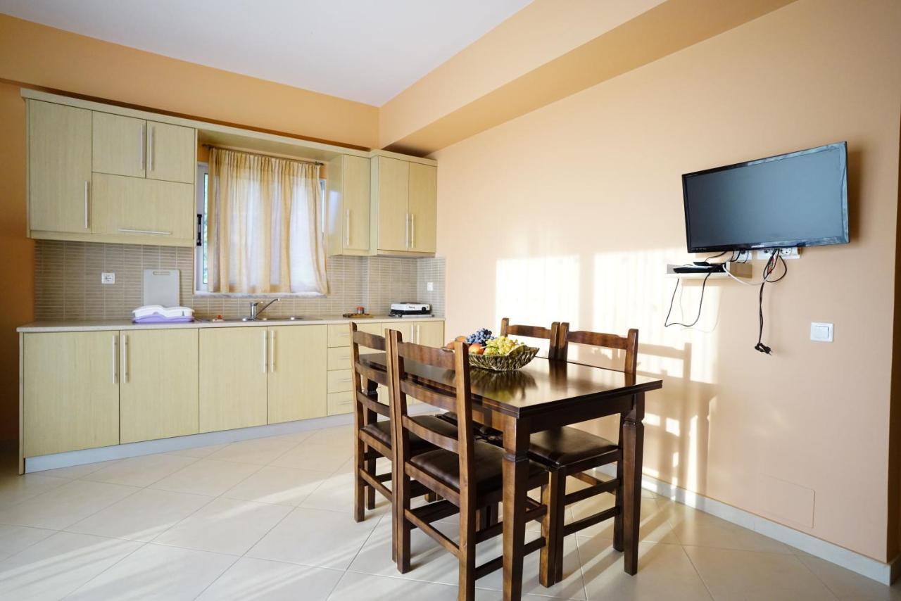 Apartments Vila Emiliano Borsh Luaran gambar