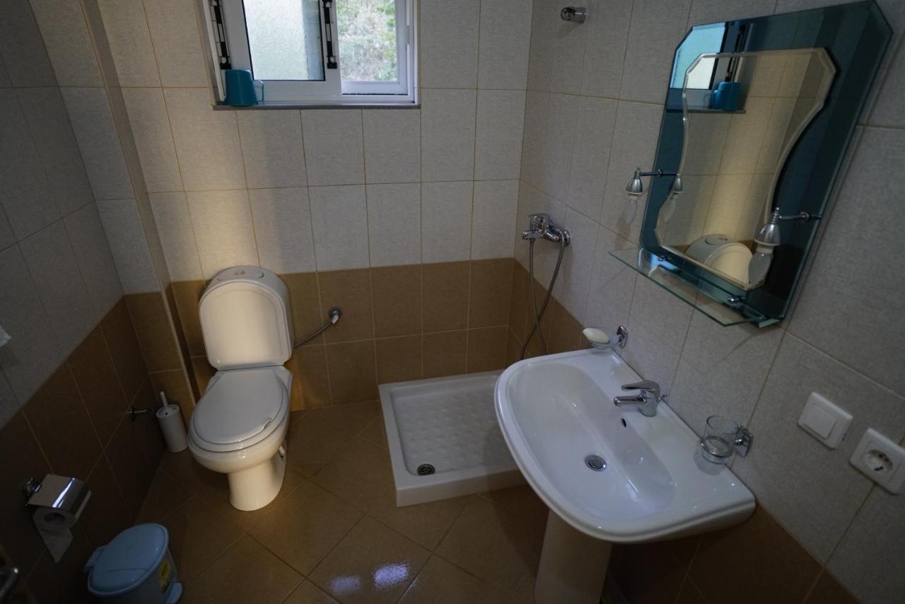 Apartments Vila Emiliano Borsh Luaran gambar