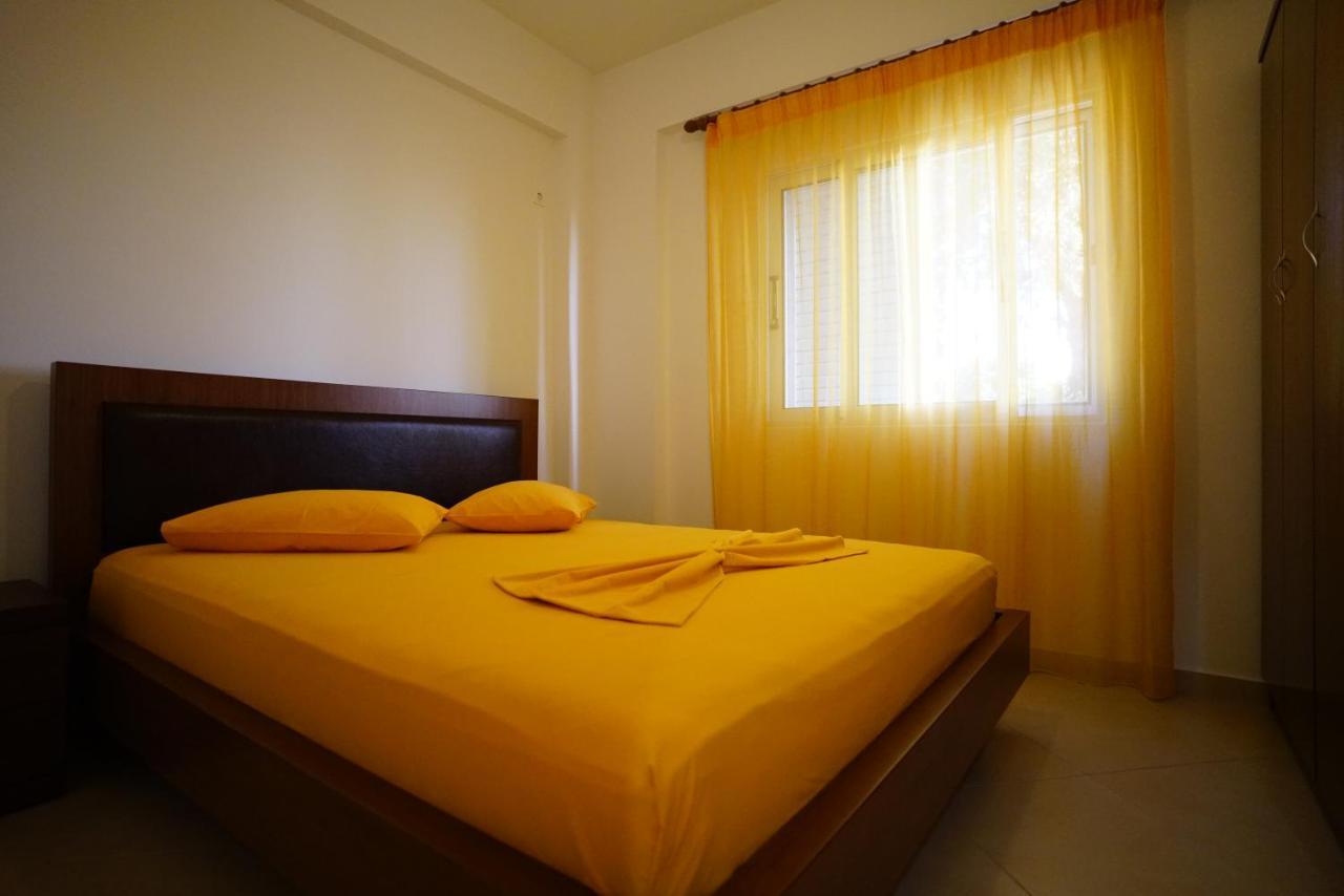 Apartments Vila Emiliano Borsh Luaran gambar