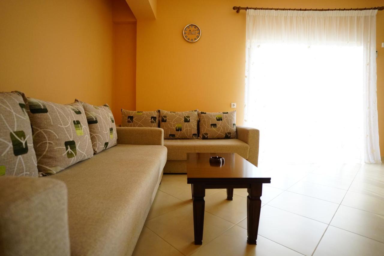 Apartments Vila Emiliano Borsh Luaran gambar
